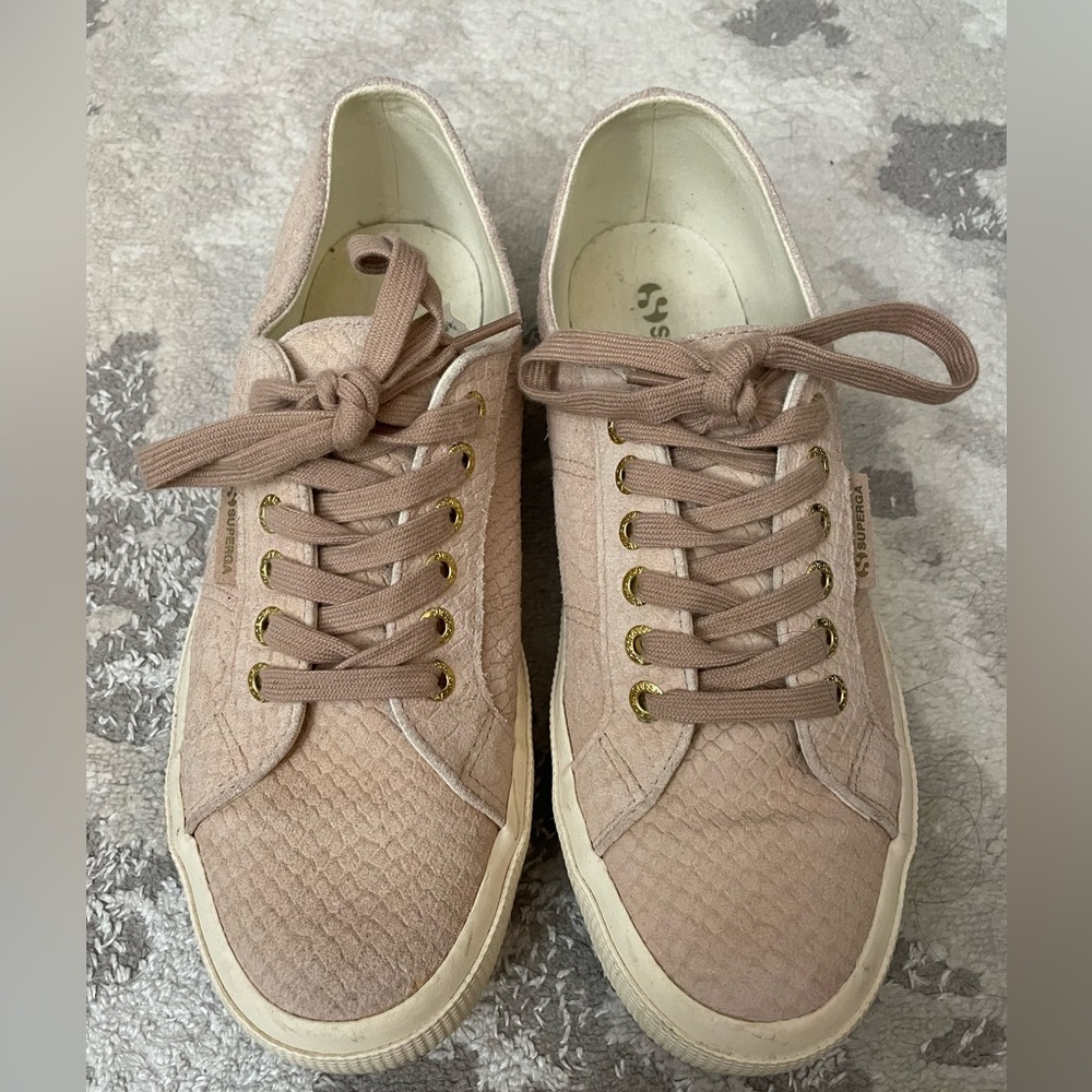 Superga Sneakers